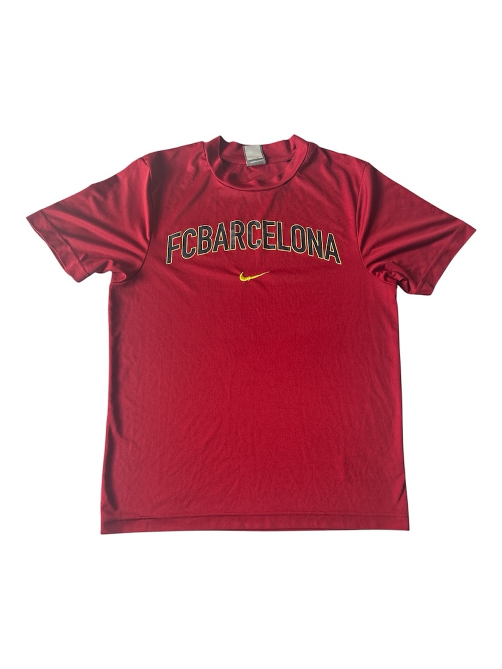 Nike Red Barcelona Tee Mens Small Short Sleeve